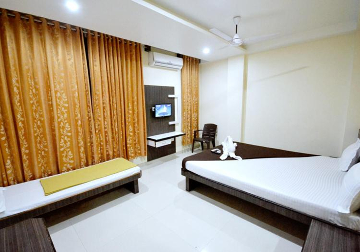 Bedroom 2, Hotel Sai Kanhaiya, Ahmadnagar