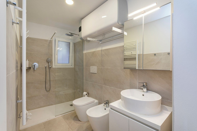 Bathroom 3, Comfy and Quiet in Camogli by Wonderful Italy, Genova