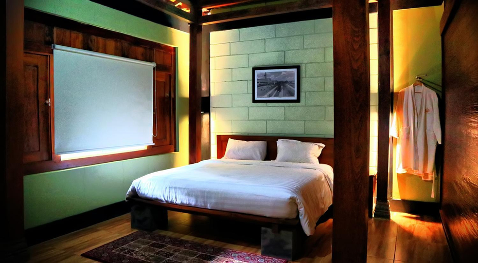 Bedroom 21