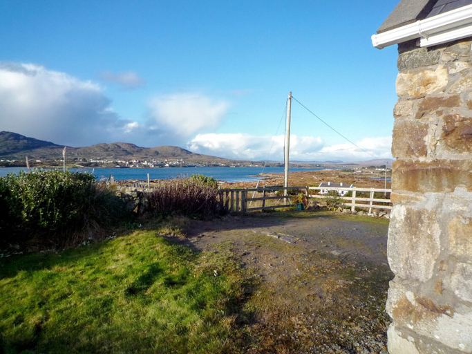 Others 5, Bridies Holiday Cottage Roundstone