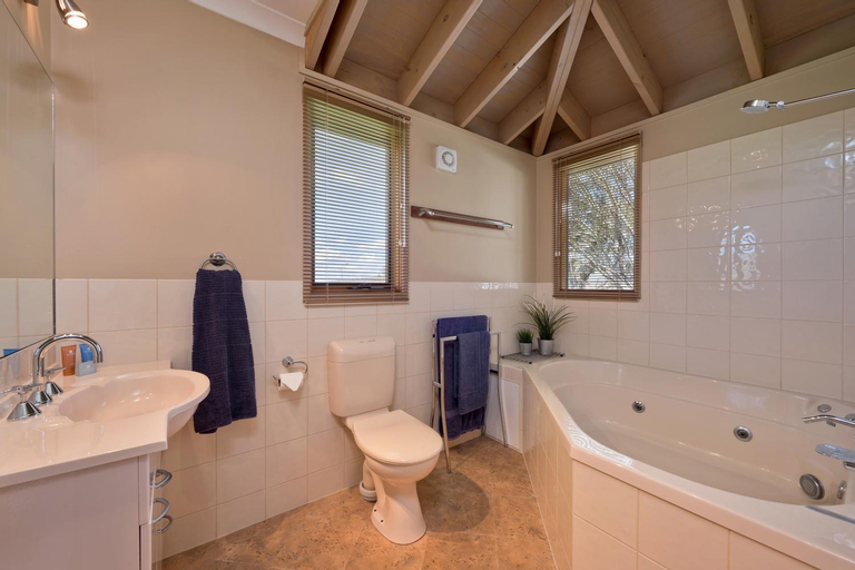 Bedroom 2, Colorado, Alpine - East
