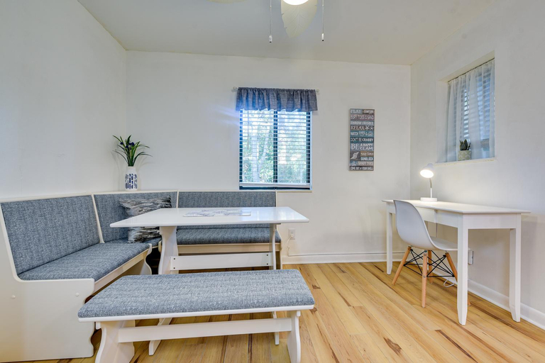 Others 5, Walkable Calabash Condo with Pool Access!, Brunswick