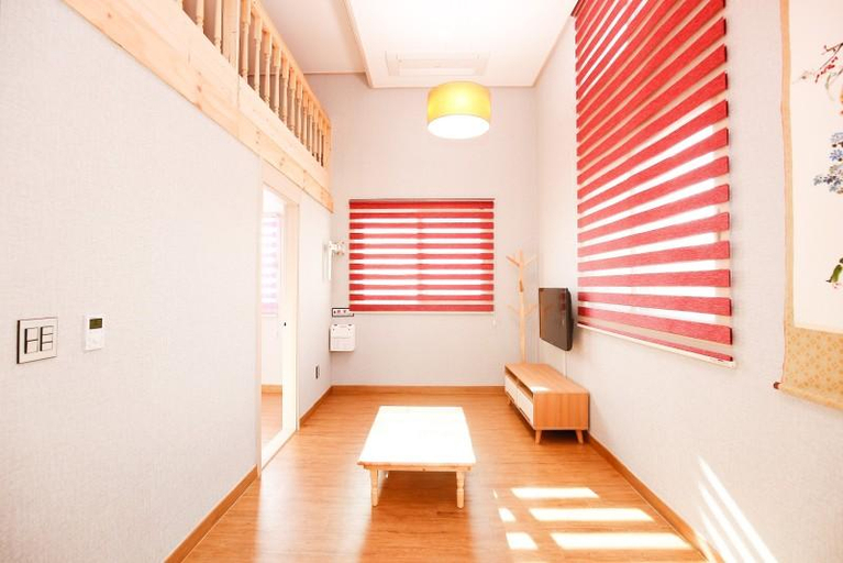 Others 4, Boryeong (Daecheon) Loar Pension, Boryeong