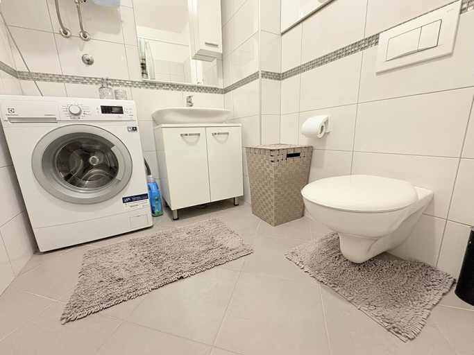 Bathroom 3, Lume Zadar Apartment with parking, Zadar