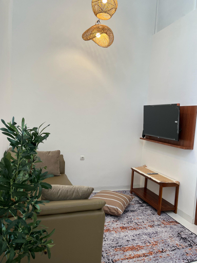 Others 2, Sampai Living Tugu, Sleman
