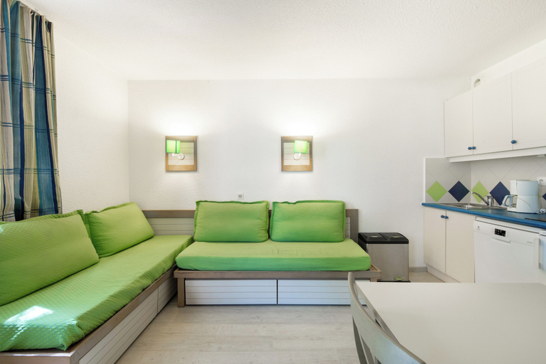 Others 5, Valescure Accommodation, Var