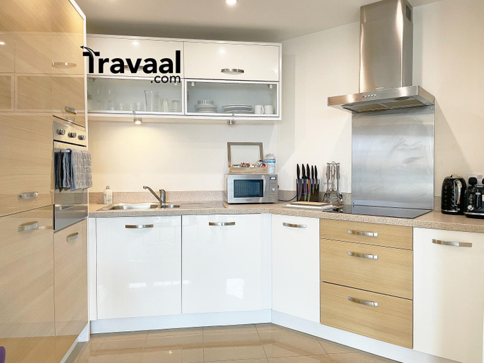 Others 4, Travaal - 2 Bed Serviced Apartment Farnborough, Hampshire
