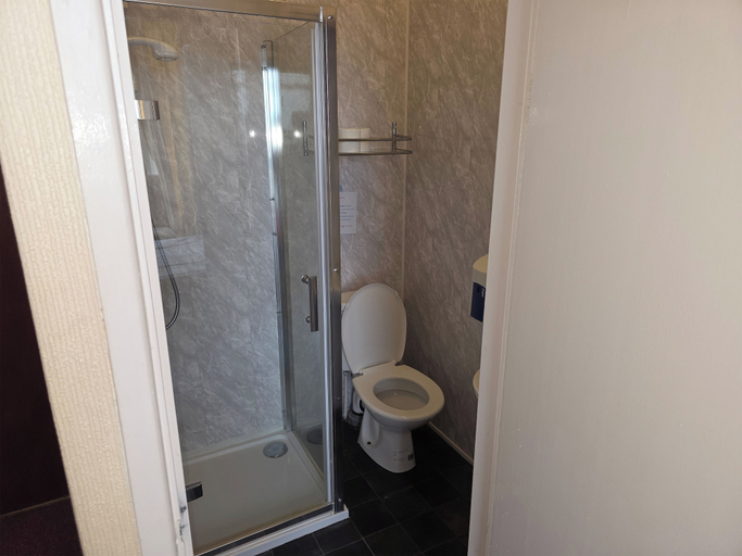 Bathroom 3, The Sands Hotel, Blackpool