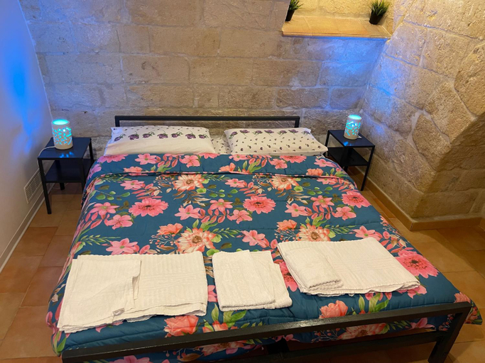 Others 5, sassi low cost, Matera