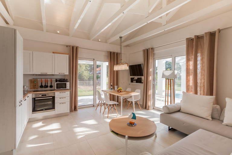 Others 4, White Villas, West Greece