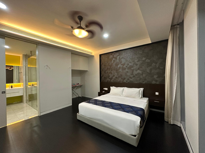 Bedroom 12