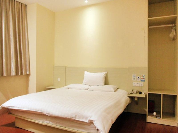 Bedroom, HanTing Hotel (Beijing Beiqijia Future Technology City), Beijing