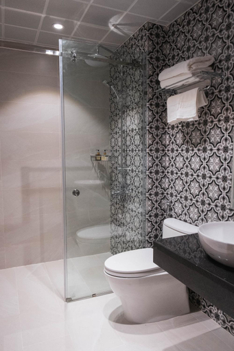 Bathroom 1, Navy Hotel Ha Noi, Hà Đông
