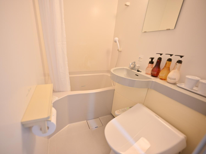 Bathroom 4, Super Abiyanpana Ishigaki Jima, Ishigaki
