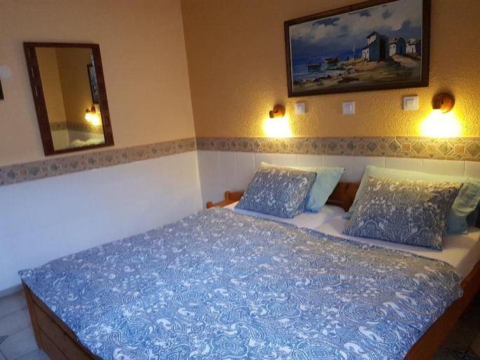 Bedroom 3, Bungalows Bahamas beside the park and 300m to the beach, Las Palmas