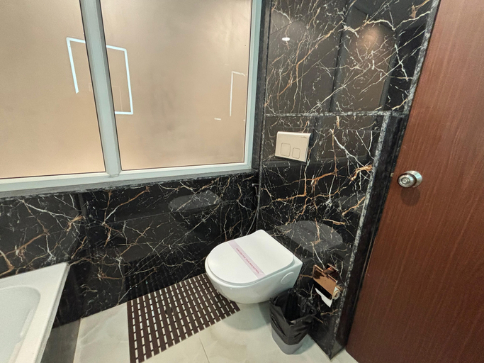 Bathroom 5, Hotel The Spark, Gorakhpur