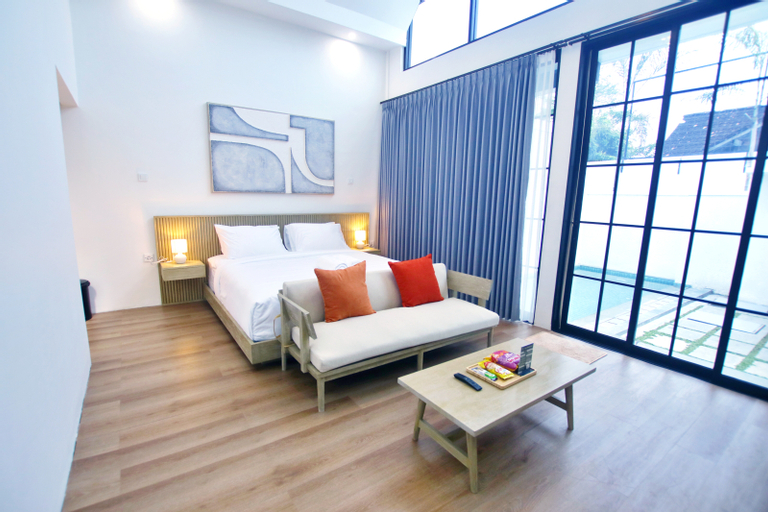Gauri Vasanta Villa with Private Pool, Sleman