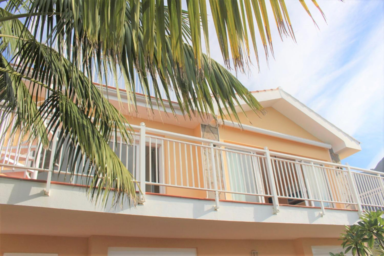 4, Villa in protected space in front of the sea, Santa Cruz de Tenerife