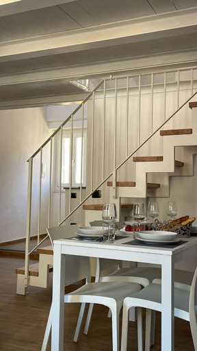 Food & Drinks 3, A due passi dal mare - wi/fi-A/C, La Spezia