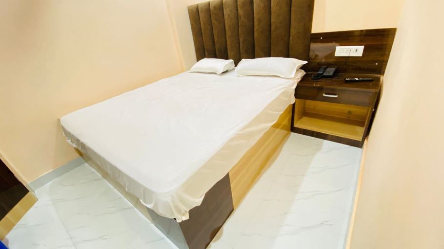 Bedroom 3, Hotel ornate, Chandauli