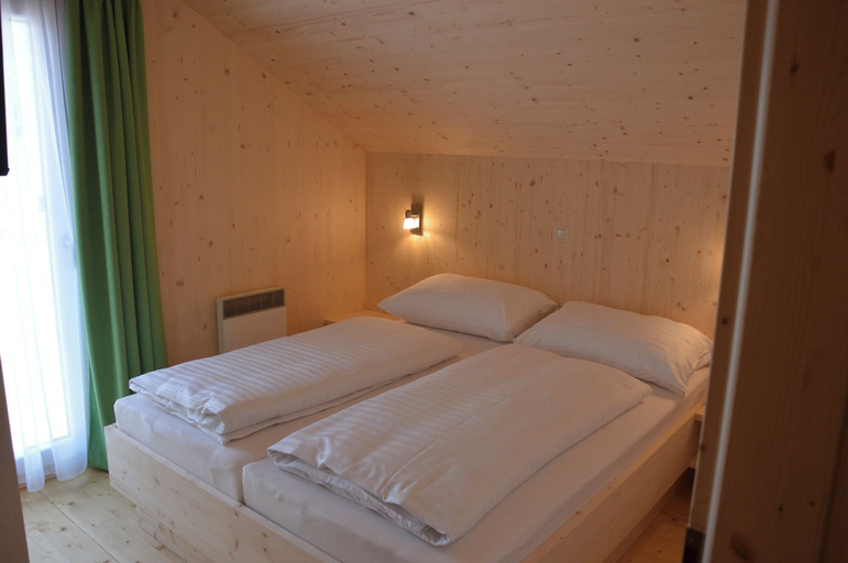 Bedroom 4, Feriendorf Murau by ALPS RESORTS, Murau