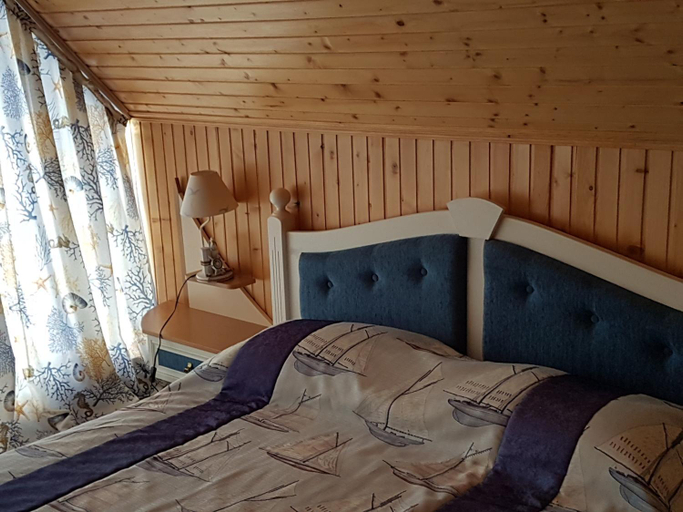 Bedroom 4, Панівецька Садиба, Kamianets'-Podil's'kyi