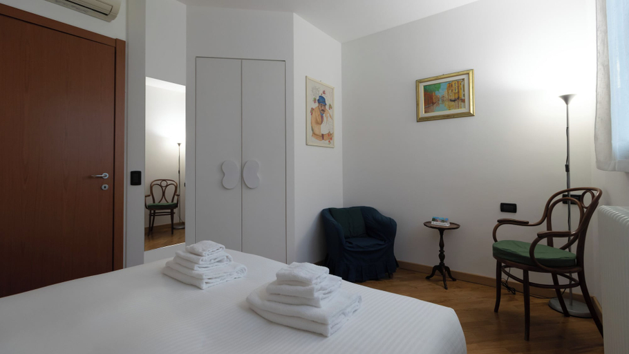 Bedroom 2, Italianway - Ceroni 10, Milano