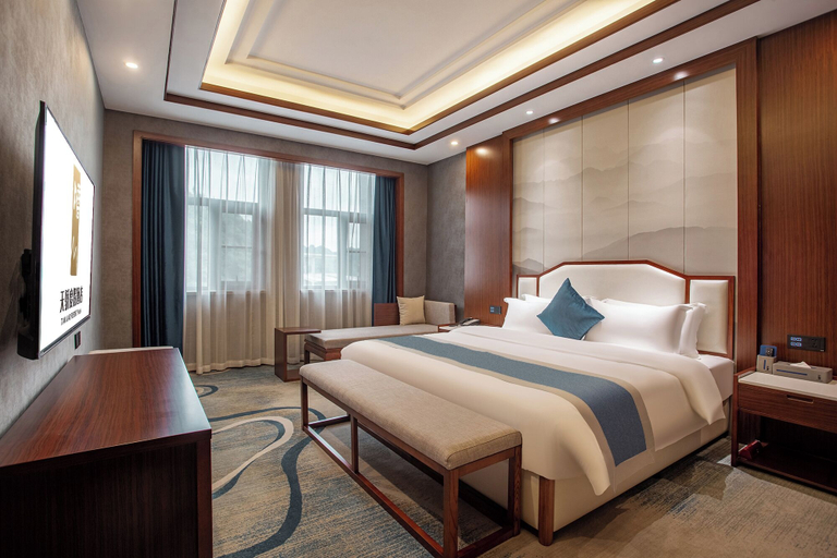 Bedroom 2, Tianjiao Holiday Hotel, Anshun