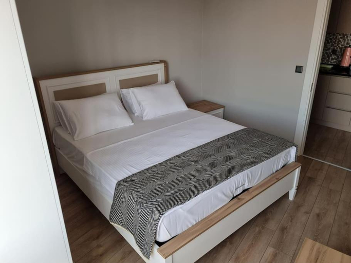 Others 5, Royal Homes 406, Antalya