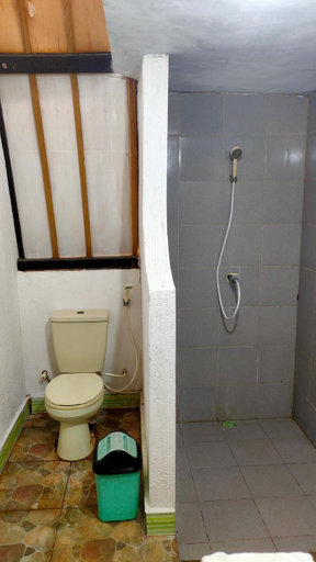 Others 5, Meno Lodge, Lombok