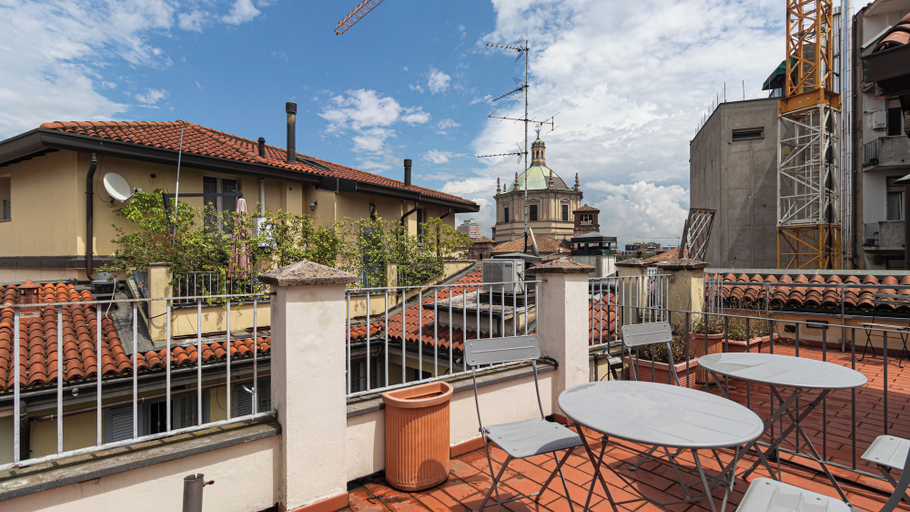 Others 5, Italianway Comfort - Fabbri 12 D, Milano