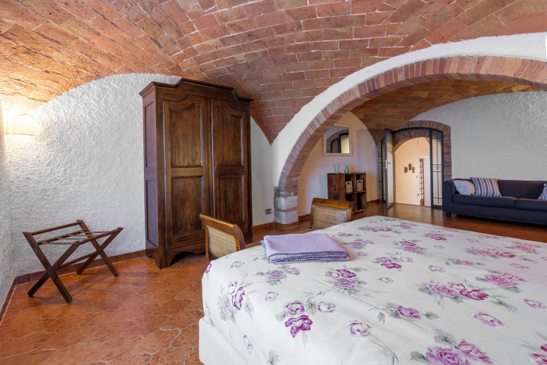 Bedroom 3, Agriturismo Agresto Apartments Pool, Siena