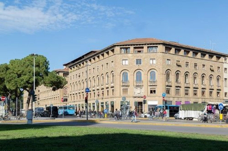 Exterior & Views 2, 7Florence, Florence