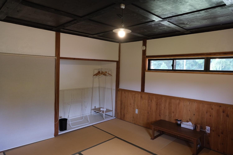 Others 2, hostel+cafe たね, Yamato