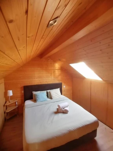 Bedroom 2, Oporto SurfLodge, Ovar