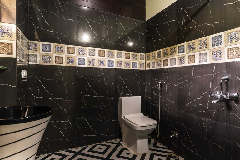 Bathroom, Pinakin Prayaan Villa Udaipur, Udaipur