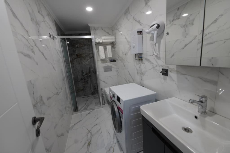 Others 2, Royal Homes 406, Antalya