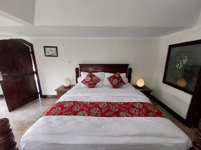 Bedroom 13