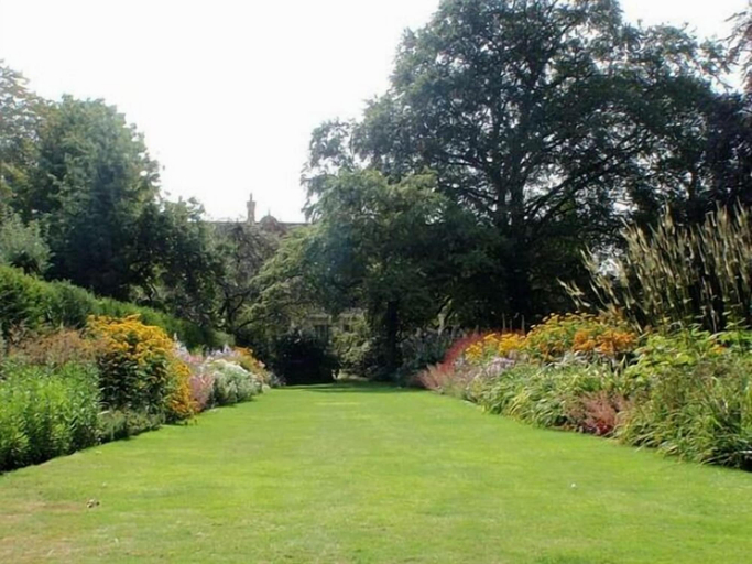 Others 5, Sidney Sussex College Cambridge, Cambridgeshire