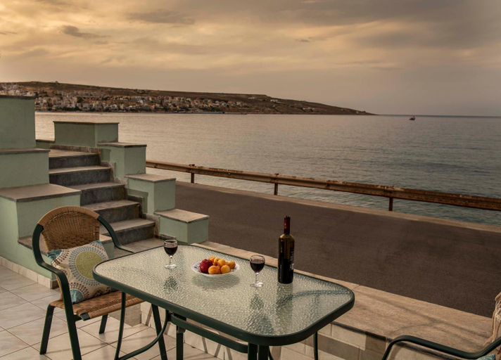 Others 4, Sunrise Beachfront Apartment, Crete