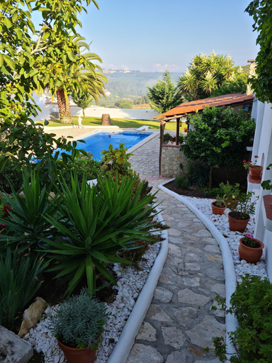 Others 5, Casa Das Margaridas, Caldas da Rainha