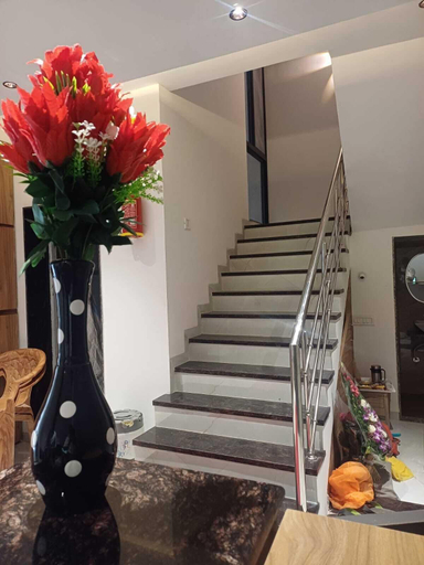 Others 5, JMB Hotel Height, Indore