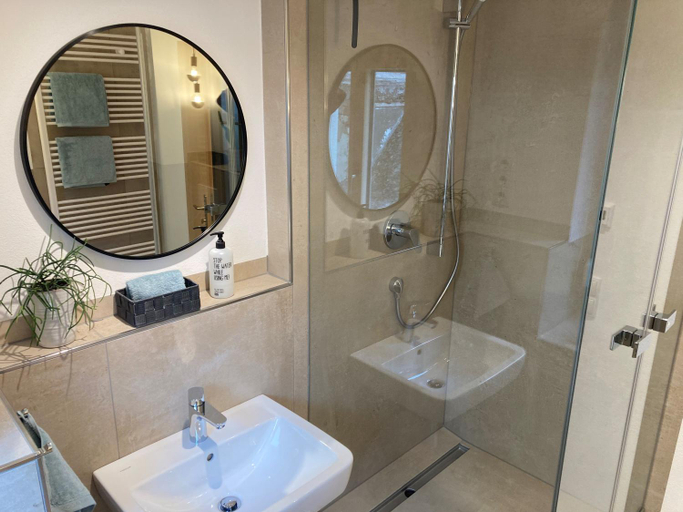 Bathroom 3, Schlafplatzle, Main-Spessart