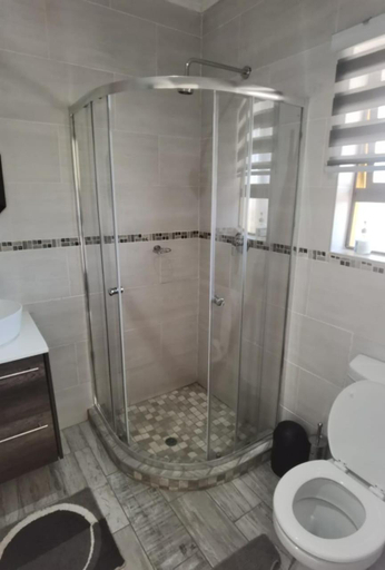 Bathroom 4, Lasev Resort, City of Tshwane
