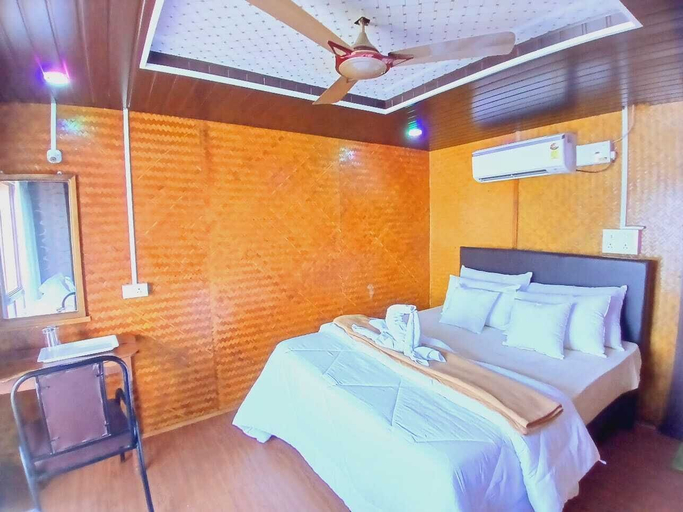 Bedroom 5, Aquaholic - A Floating Villa, North Goa