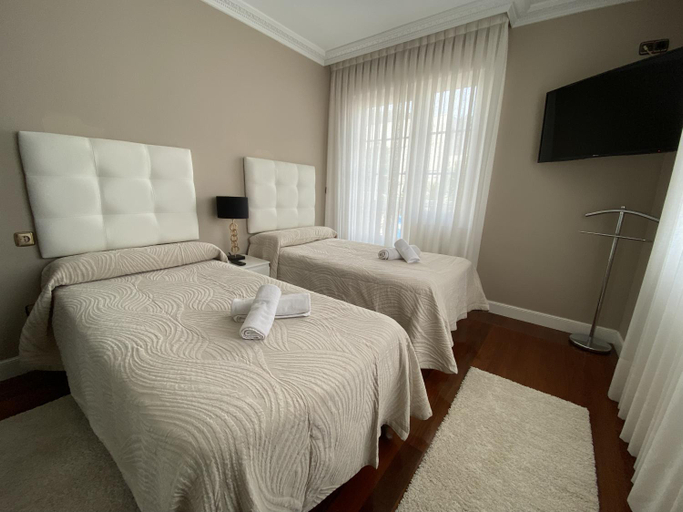 Others 5, Villa OLYMPIA, Cantabria