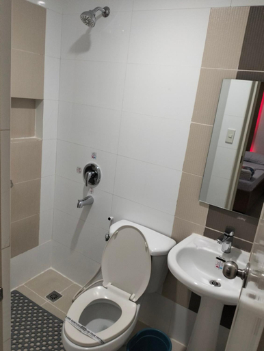 Bathroom 4
