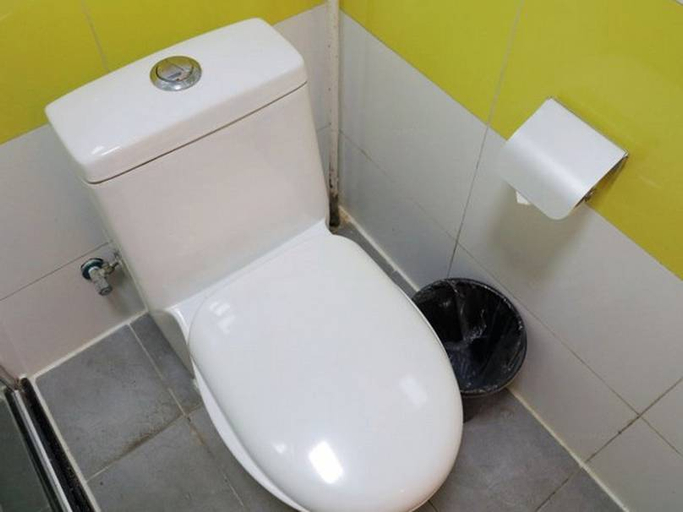 Bathroom 5, 7 デイズ インチェーンホテル(), Beijing