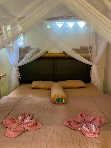 Bedroom 2, Garden Grove Guest House & Coffee Bar, Langkat