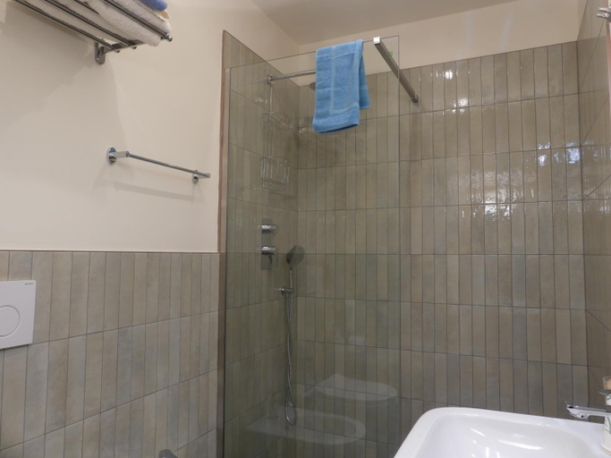 Bathroom 2, Helichrysum, Florence